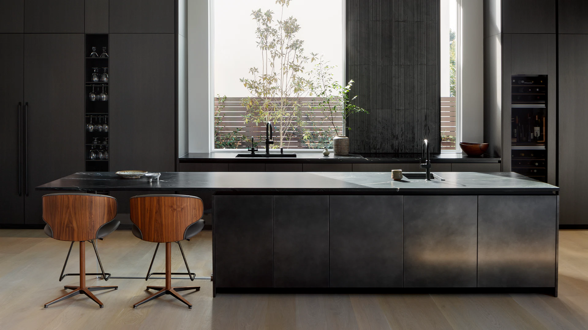 BOFFI CUCINA DI DESIGN MODERNO MODELLO XILA IN FINITURA METALS EFFETTO TITANIO 4